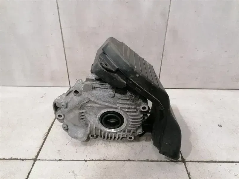 Porsche Macan Transfer box