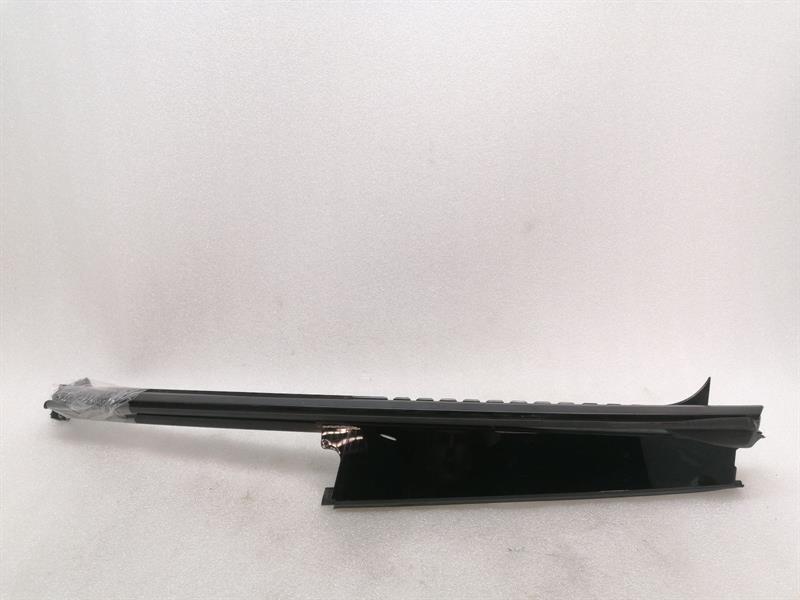 Porsche Panamera Porsche Panamera 971 Body Moulding 971839120B Bar Body type: Hatchback
Fuel: Petrol