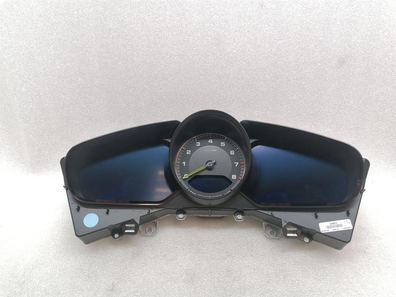 Porsche Panamera Porsche Panamera 971 Instrument Cluster 971920914H Speedometer HYBRID 2.9 Body type: Hatchback
Fuel: Petrol