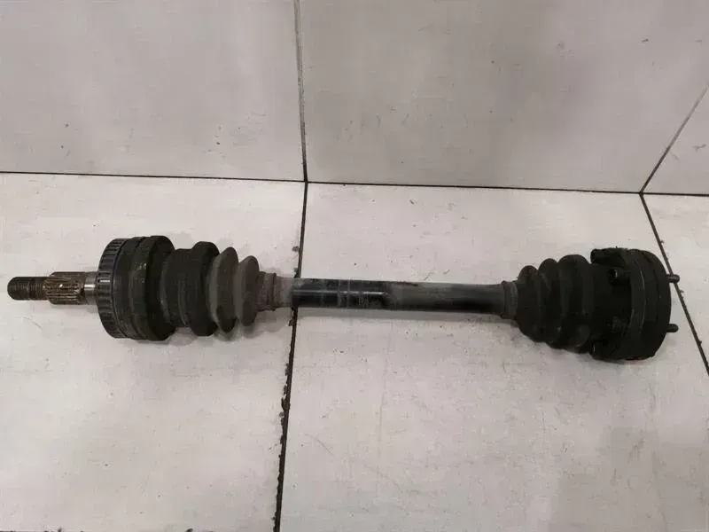 Porsche Boxster (986) Porsche Boxster 986 Left Rear Drive Shaft 98633202408 Drive Shaft Rear Left Body type: Convertible
Fuel: Petrol