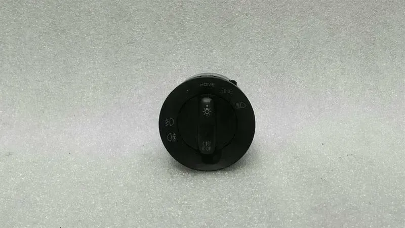 Porsche 911 (996) Porsche 997 911 987 headlight switch 99761353501 light switch Body type: Convertible
Fuel: Petrol