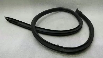 Joint de porte avant droite Porsche Boxster 987 98753707603