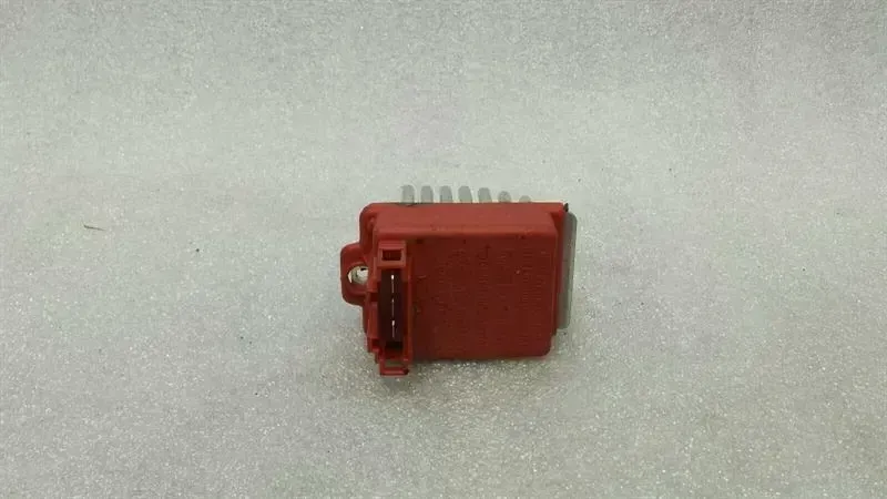 Porsche 911 (996) Porsche Boxster 987 997 996 986 Heater Resistor 1J0907521 Blower Regulator Knob Body type: Convertible
Fuel: Petrol