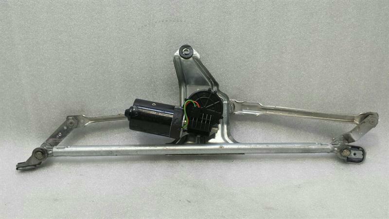 Porsche 911 (996) Porsche Boxster 987 997 911 Front Wiper Motor 99762803500 Wiper Motor Front Body type: Convertible
Fuel: Petrol