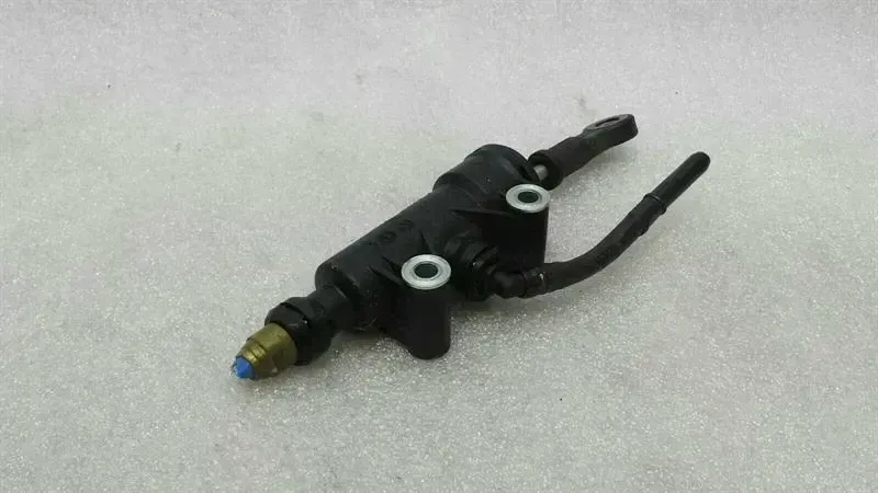 Porsche 911 (996) Porsche Boxster 987 997 Clutch Master Cylinder 99742317101 Clutch Cylinder Body type: Convertible
Fuel: Petrol