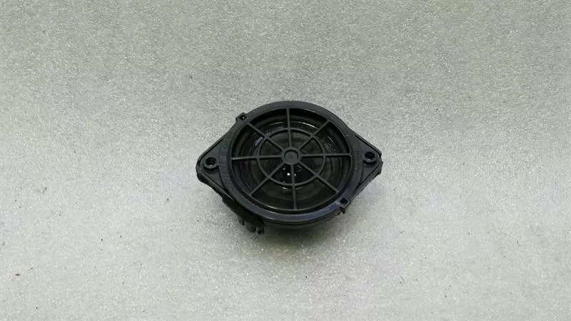 Porsche 911 (996) Porsche Boxster 987 Speaker Speaker 997 911 Body type: Convertible
Fuel: Petrol