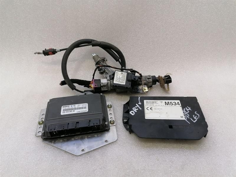 Porsche Boxster 986 engine ECU 99661860500 engine control unit