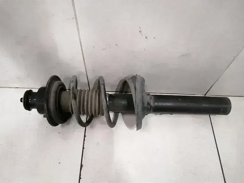Porsche Boxster (987) Porsche Boxster 987 shock absorber rear 98733305114 shock absorber rear Body type: Convertible
Fuel: Petrol