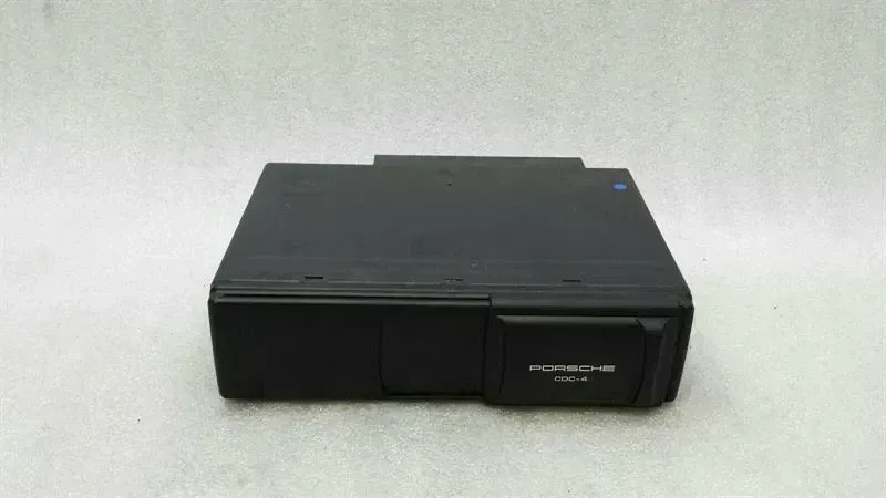 Porsche Boxster (987) Cd changer Porsche Boxster 987 CD Changer 99764514002 CD C...