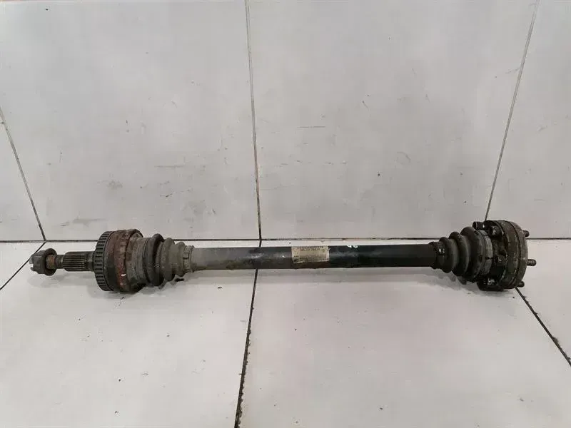 Porsche Boxster (986) Porsche Boxster 986 Drive Shaft Rear Re 98633202410 Rear Right Drive Shaft Body type: Convertible
Fuel: Petrol