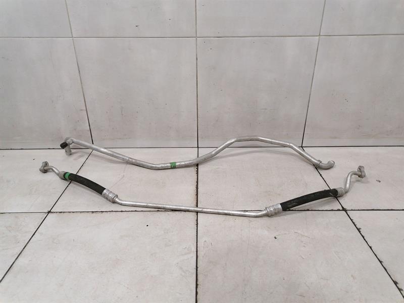 Porsche 911 (996) Porsche Boxster 986 996 A/C Pipe 99657310402 Air Conditioning Line Air Conditioning Body type: Convertible
Fuel: Petrol