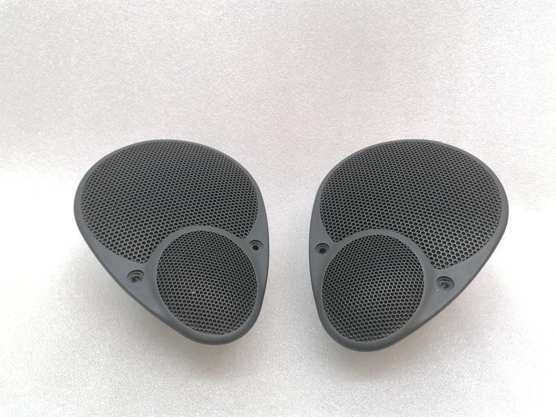 Porsche Boxster (986) Porsche Boxster 986 Speaker Set 99664503502 Speaker Set Body type: Convertible
Fuel: Petrol