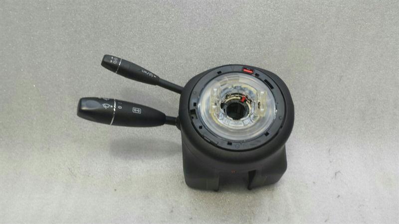 Mercedes-Benz A (W169) Mercedes C Class W204 Wiper Stalks A2044403202 Indicator Switch Steering Column Switch Body type: Saloon
Fuel: Diesel