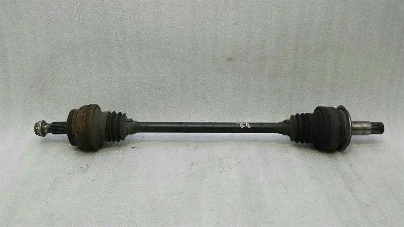 Mercedes C Class W204 Drive Shaft Rear Right A2043502110 RRH Drive Shaft