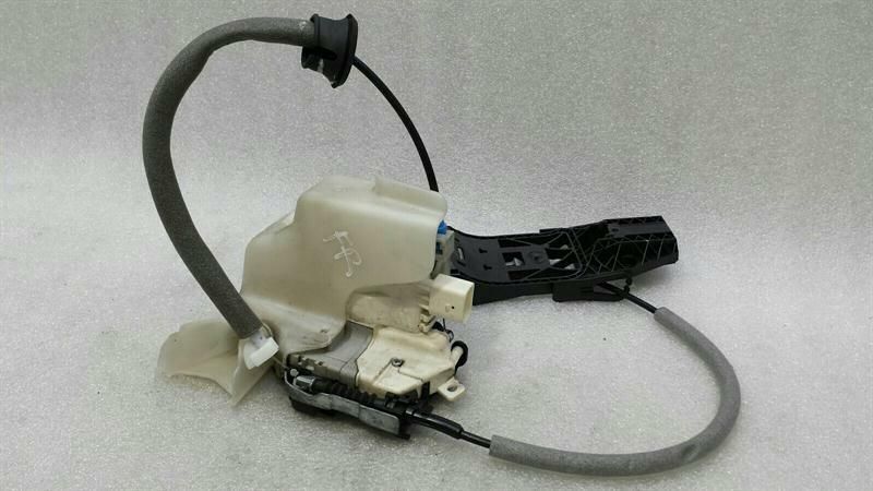 Audi RS3 S3 A3 8V front right door lock 8X2837016B door lock RHD RIGHT HANDLEBAR