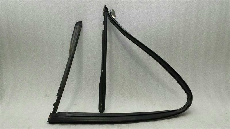Porsche Boxster (986) Door Seal Porsche Boxster 986 Windshield Seal 98653707701...