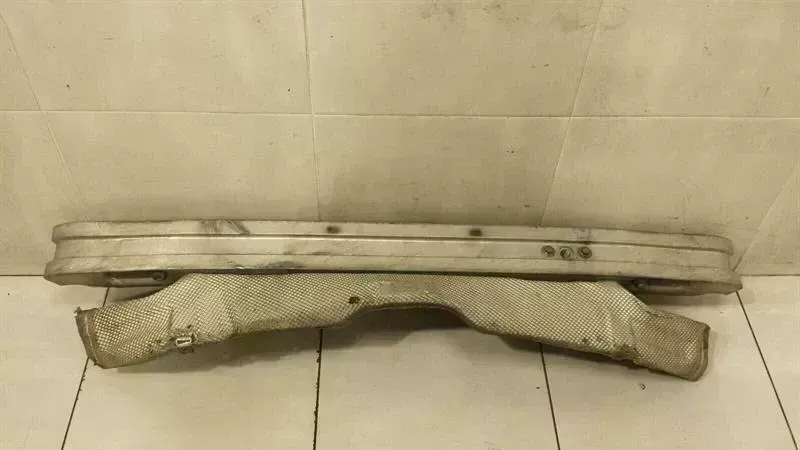 Porsche Boxster (986) задний бампер, штифт Porsche Boxster 986 Rear Bumper Beam 9865050210...