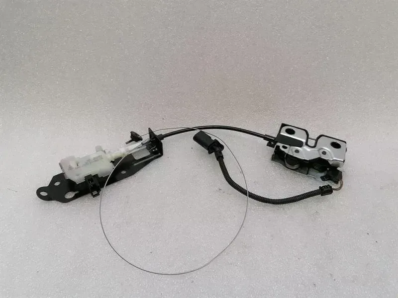 Porsche Boxster (981) Boot Lock Porsche Boxster 718 Boot Lock 98151205304 Tailg...