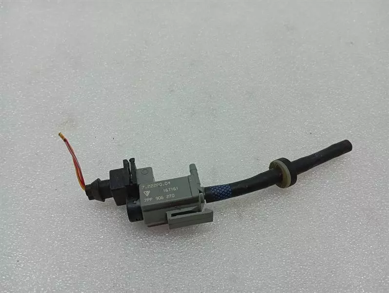 Porsche Boxster (981) Sensor Porsche Boxster 718 Vacuum Valve 7PP906270 Vacu...