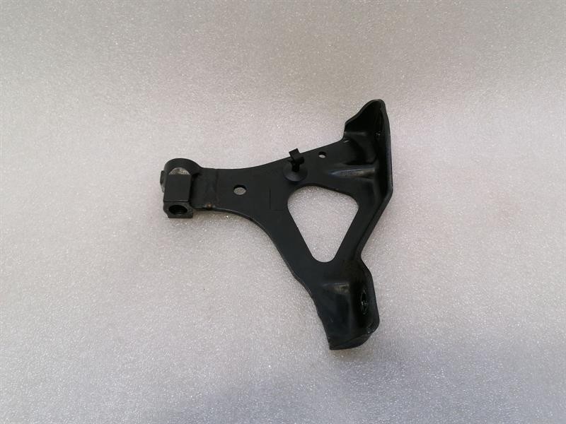 Porsche Boxster (981) Holder- Bracket Porsche Cayman 718 left holder bracket 98137519...