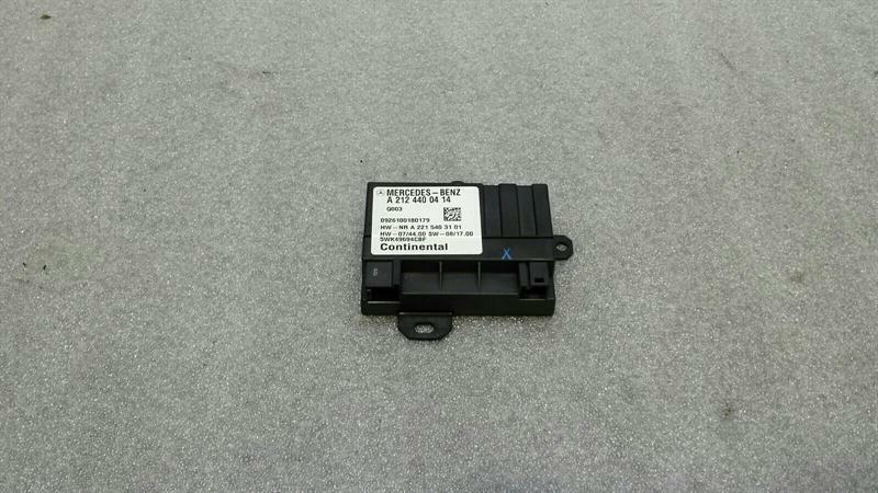 Mercedes-Benz C (W204) Electronic module Mercedes E Class W207 Fuel Pump Module A2124400...