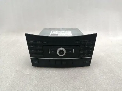 Mercedes E Class W207 CD atskaņotājs A2129004910 audio sistēmas kontrolieris COMAND