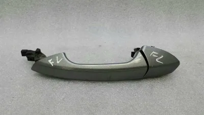 Mercedes E Klasa W207 Klamka drzwi przednich lewa A2047600170 Klamka drzwi przednich lewa