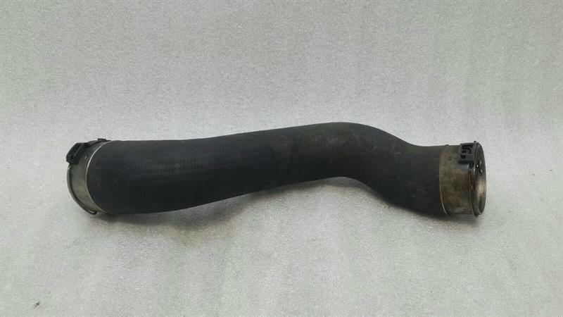 Mercedes-Benz C (W204) Intercooler Pipe