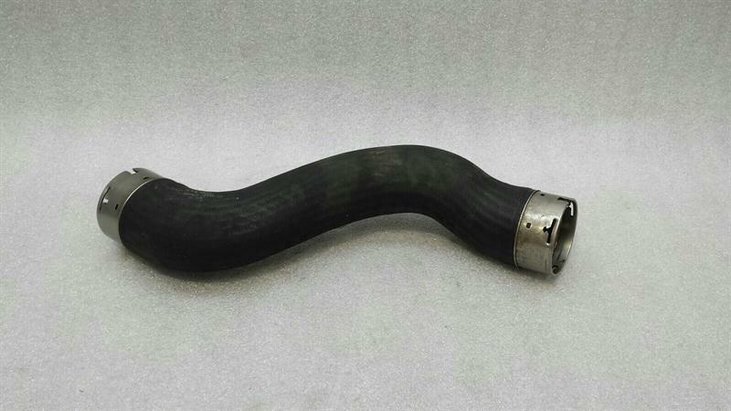 Mercedes-Benz C (W204) Intercooler Pipe Mercedes E Class W207 Intercooler Pipe A2045282...