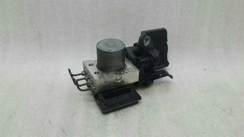 Mercedes-Benz C (W204) A.B.S Pump