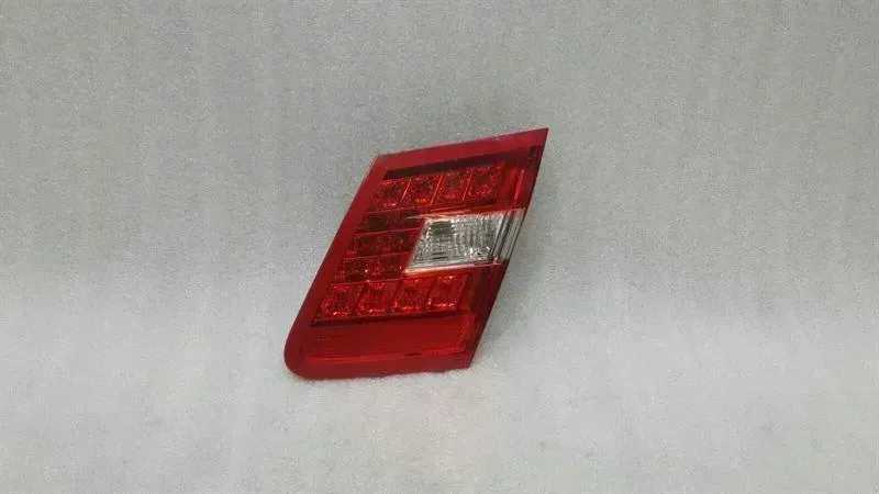 Mercedes-Benz C (W204) Right Rear Light