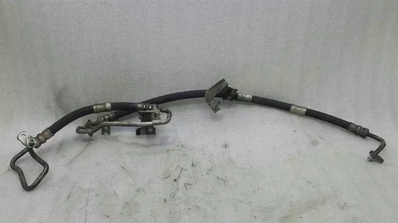 Mercedes-Benz C (W204) Power steering hose