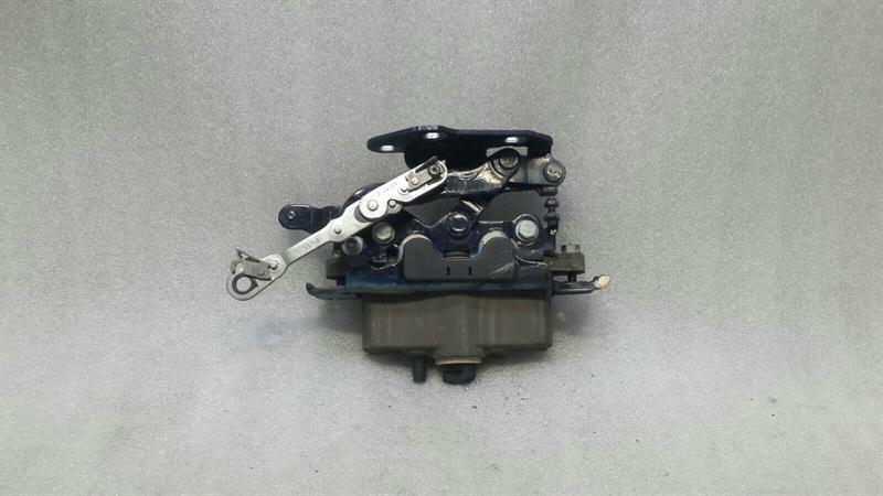 Mercedes-Benz C (W204) Bonnet Hinge RHS