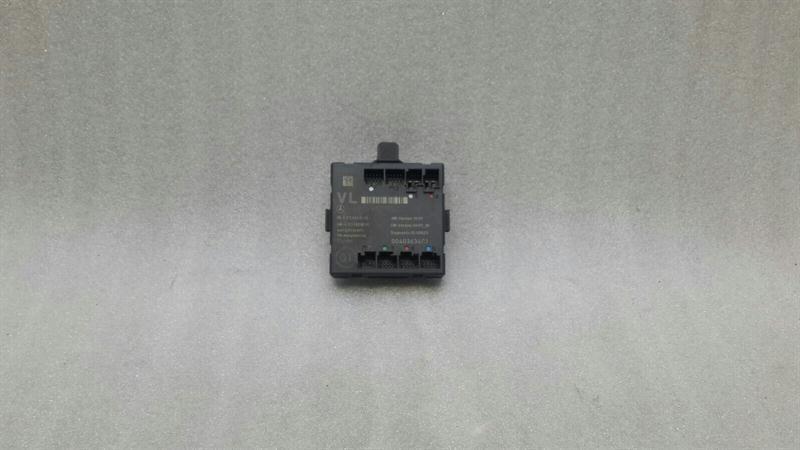 Mercedes-Benz C (W204) Electronic module