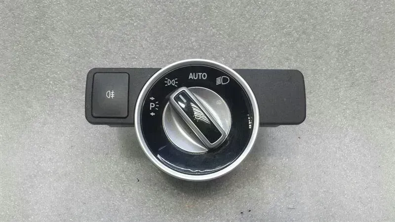 Mercedes-Benz C (W204) Headlight Switch Mercedes E Class W212 Headlight Switch A2129050...