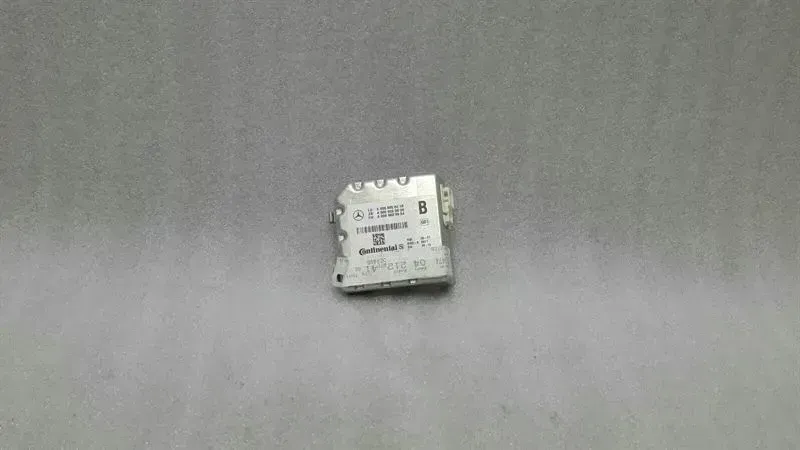 Mercedes-Benz C (W204) Electronic module