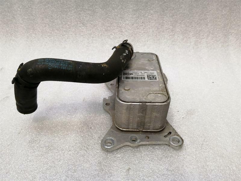 Mercedes-Benz A (W176) Mercedes C Class W205 Engine Oil Cooler A6511801165 Oil Cooler Cooler OM651 Diesel Body type: Saloon
Fuel: Hybrid