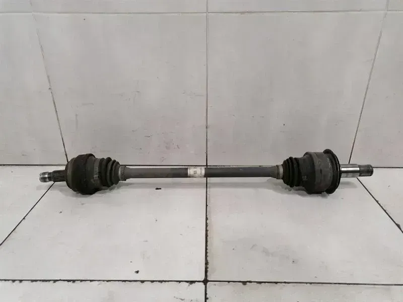 Mercedes-Benz A (W176) Mercedes C W205 Drive Shaft Rear Right A2051500409 Rear Right Drive Shaft Body type: Saloon
Fuel: Diesel