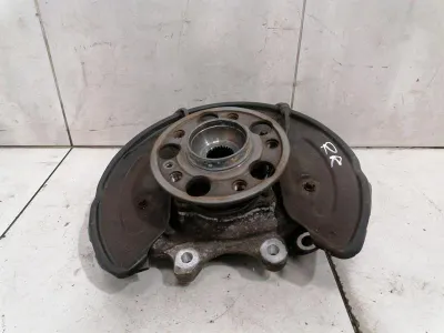 Mercedes C Class W205 Right Rear Hub A2053500241 Wheel Bearing Housing Rear Right