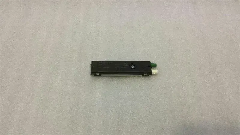 Mercedes-Benz SLK (R172) Mercedes SLK R172 Aerial / Antenna A1728202989 Antenna Body type: Convertible
Fuel: Diesel
