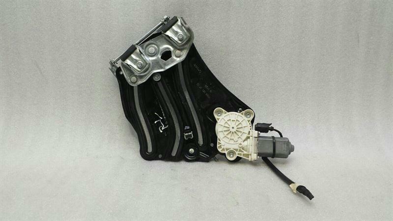 Mercedes-Benz SLK (R172) Left Rear Door Winder Mercedes SLK R172 Left Rear Door Winder A172670...