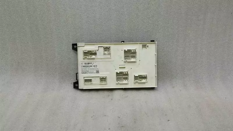 Mercedes-Benz GLA (X156) Electronic module Mercedes GLA X156 Electronic Module A1569007702...