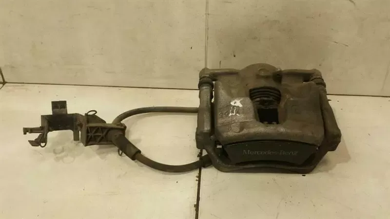Mercedes GLA X156 Right Front Caliper A0004217481 Brake Caliper Front Right