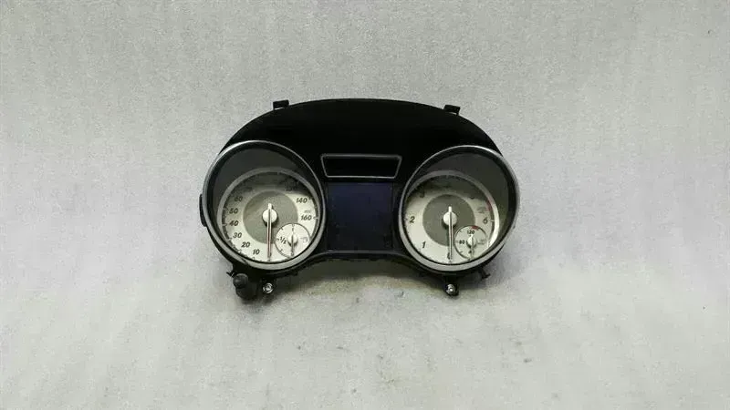 Mercedes-Benz GLA (X156) Speedo Clocks Mercedes GLA X156 Instrument Cluster A156900990...