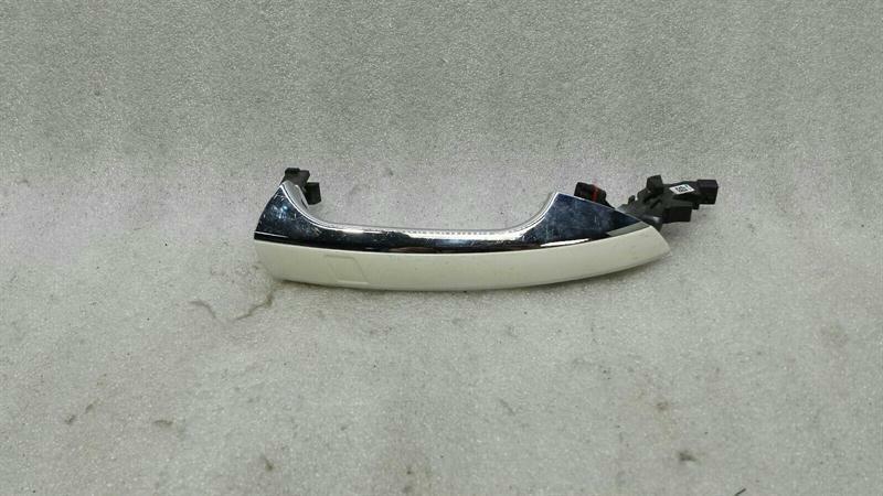 Mercedes-Benz GLA / EQA (H247) 2020-... Mercedes GLA X156 FRH Door Handle A2047601470 Door Handle Front Right Keyless Go