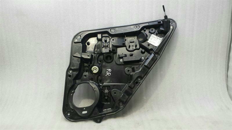Mercedes-Benz GLA / EQA (H247) 2020-... Mercedes GLA X156 RRH Door Winder A1767304400 Window Regulator Rear Right