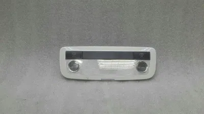 Mercedes A klase W176 kupola apgaismojums A2048204901 salona apgaismojuma salona lampa