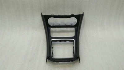 Крышка консоли Mercedes A Class W176 A1766807100 Крышка центральной консоли