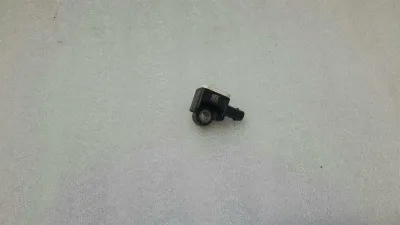 Mercedes ML W166 Сензор за удар A1668210151 Сензор за удар SRS