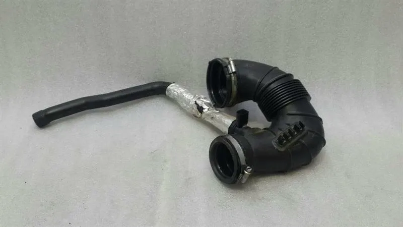 Mercedes ML W166 Intake Pipe A6510904537 Intake Hose Intercooler OM651